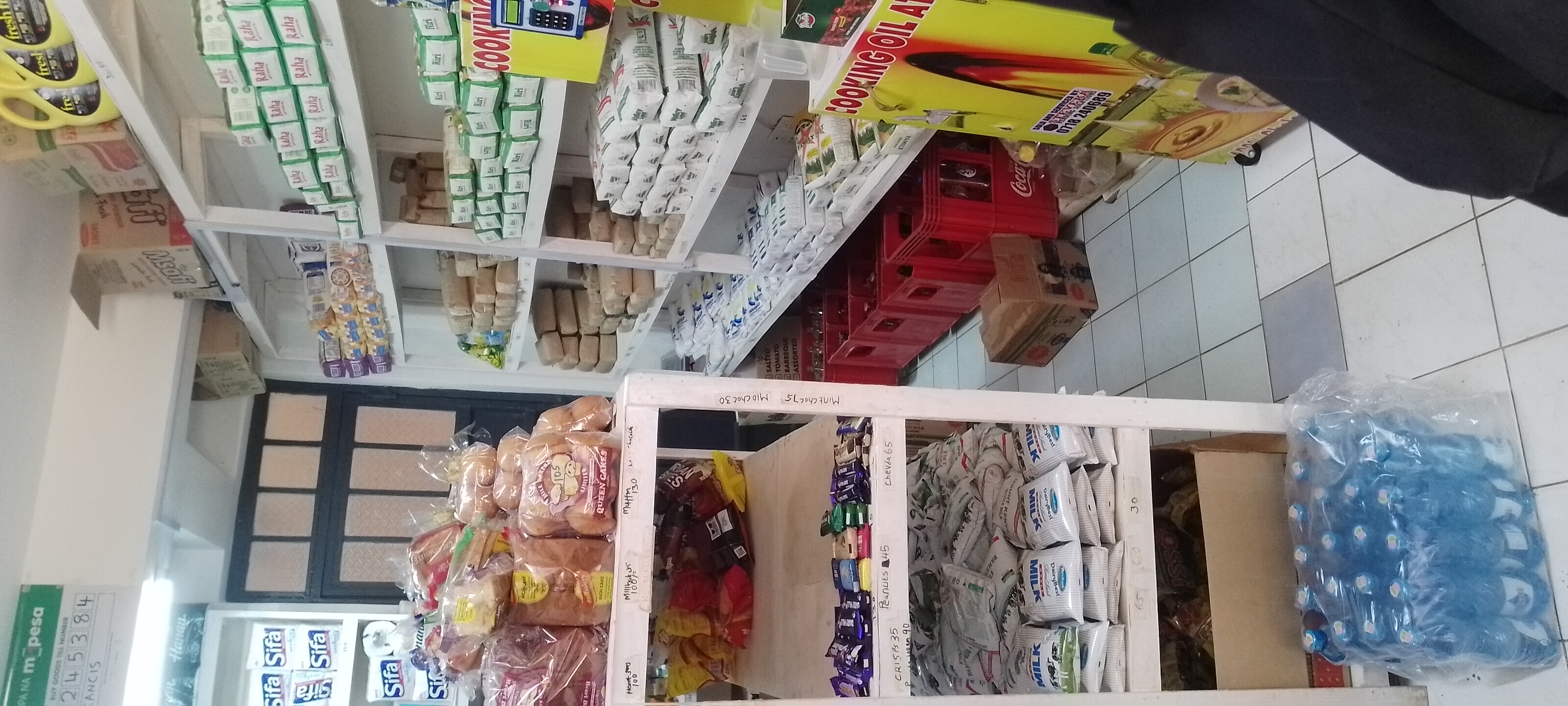 Leoz Mini mart 