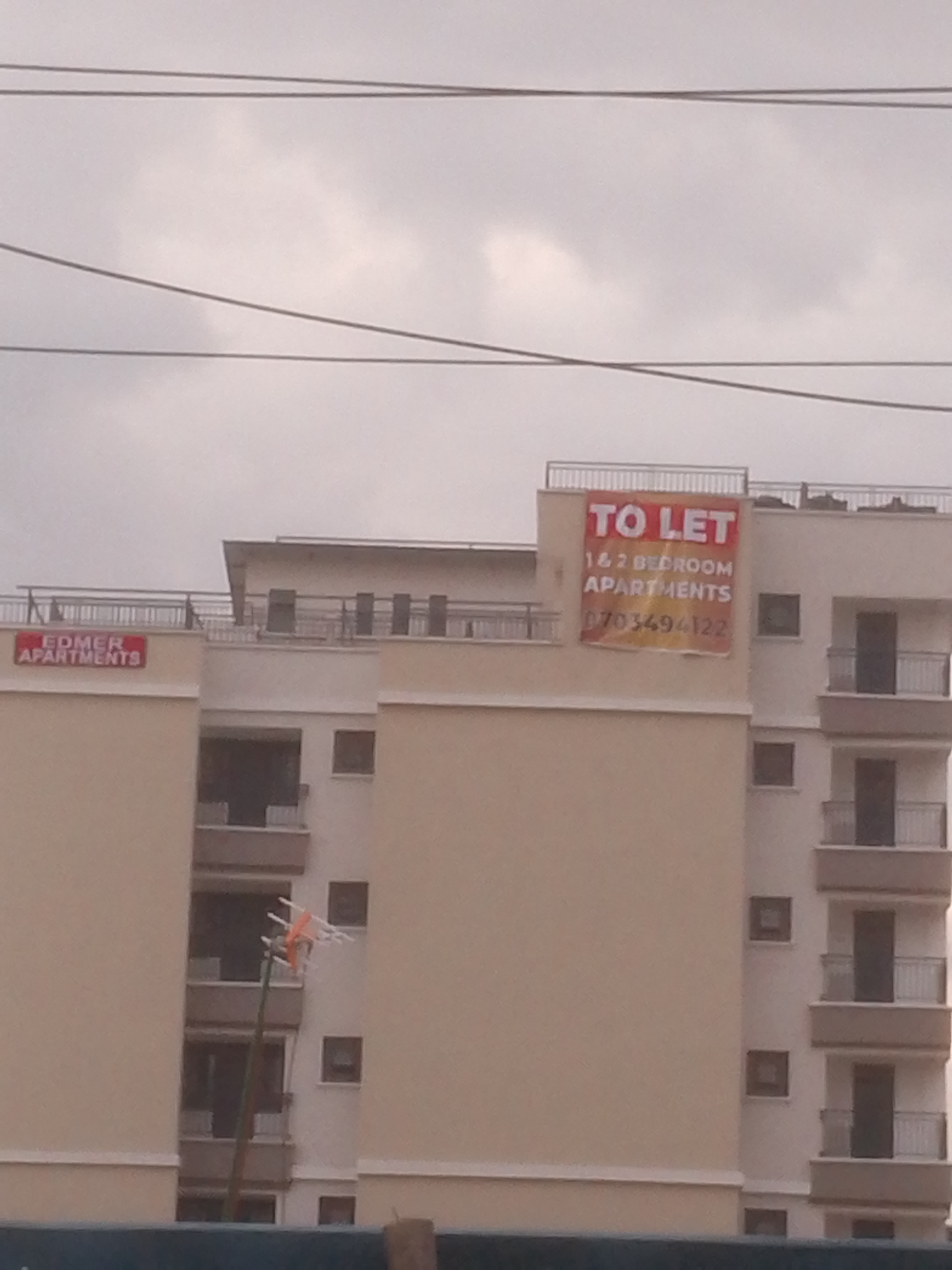 Edmer Apartment 