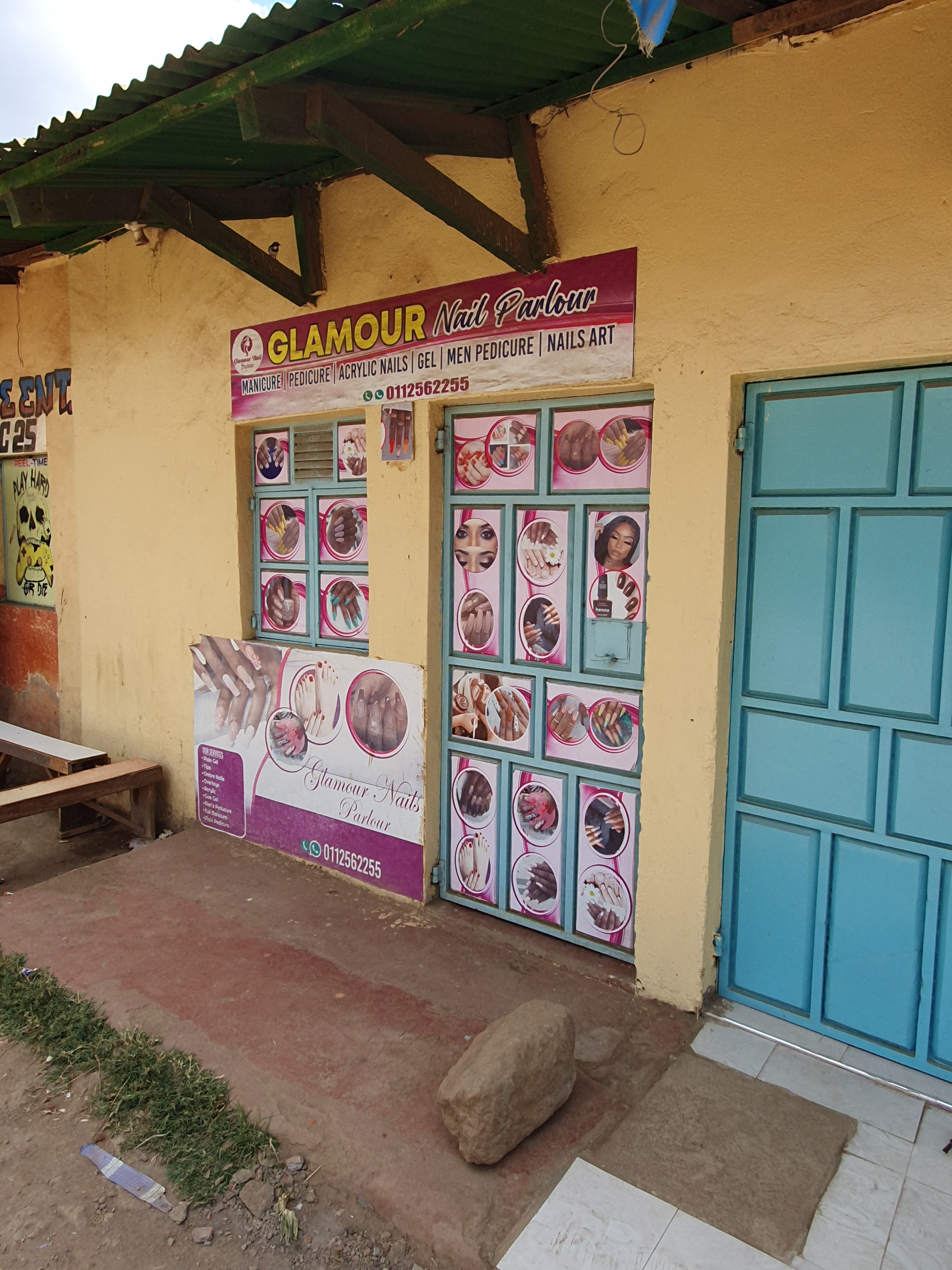 Glamour nail parlour