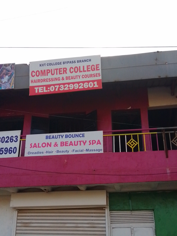 COMPUTER COLLEGE